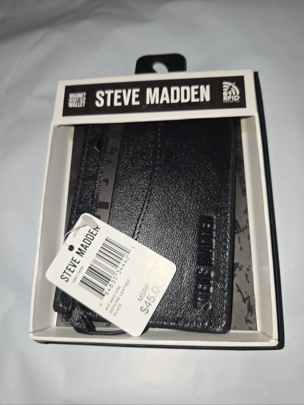 Steve Madden slim card